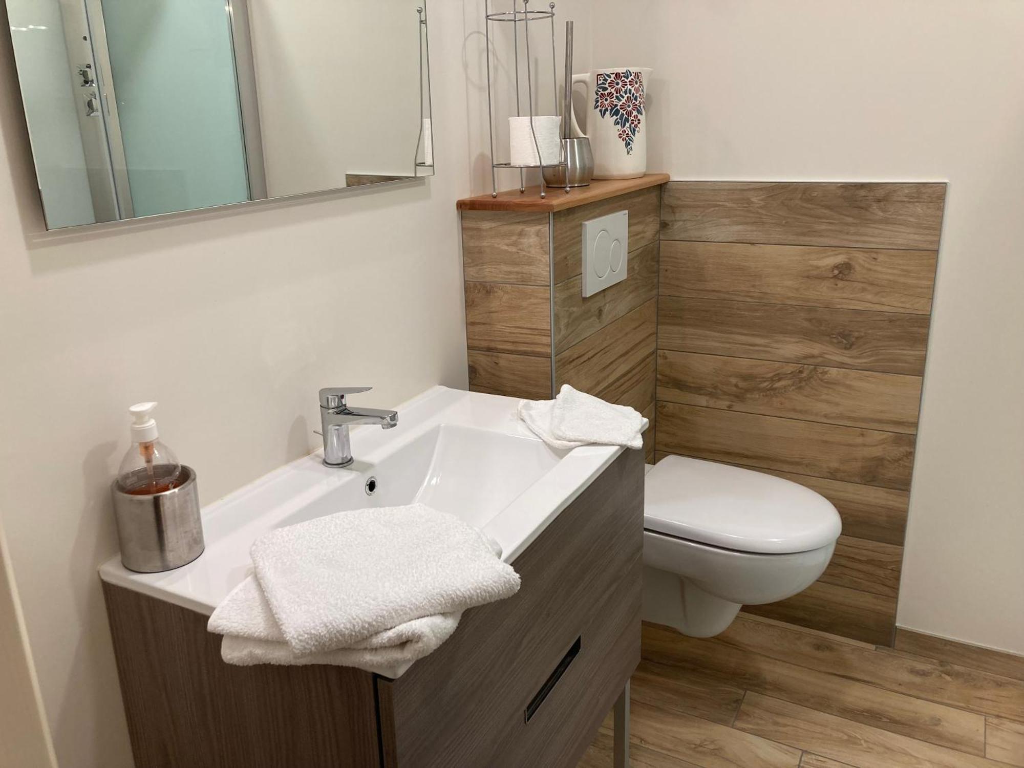 La Demeure D'Aiglepierre Apartment Екстериор снимка